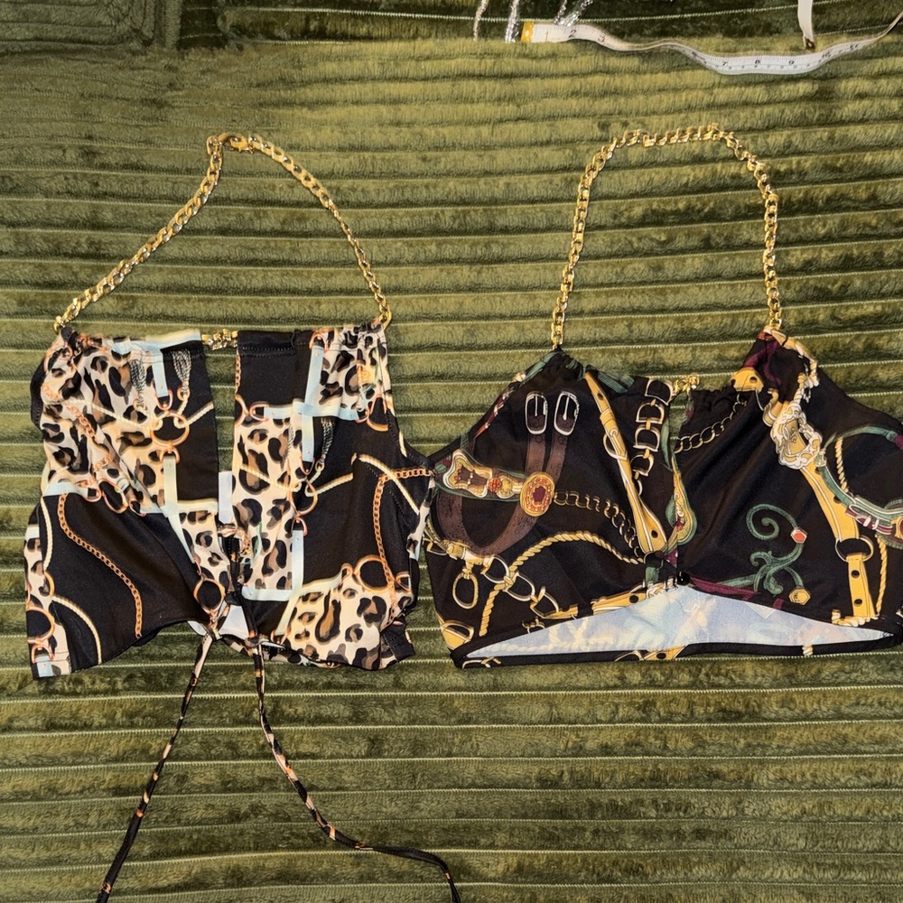 SHEIN Black Multi-Print Chain Strap Crop Tops 2tops